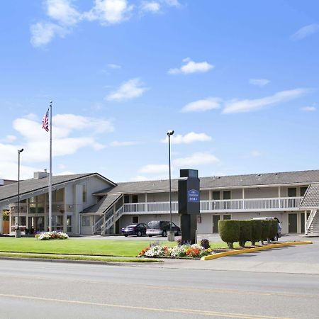 South Tacoma Suites Bagian luar foto